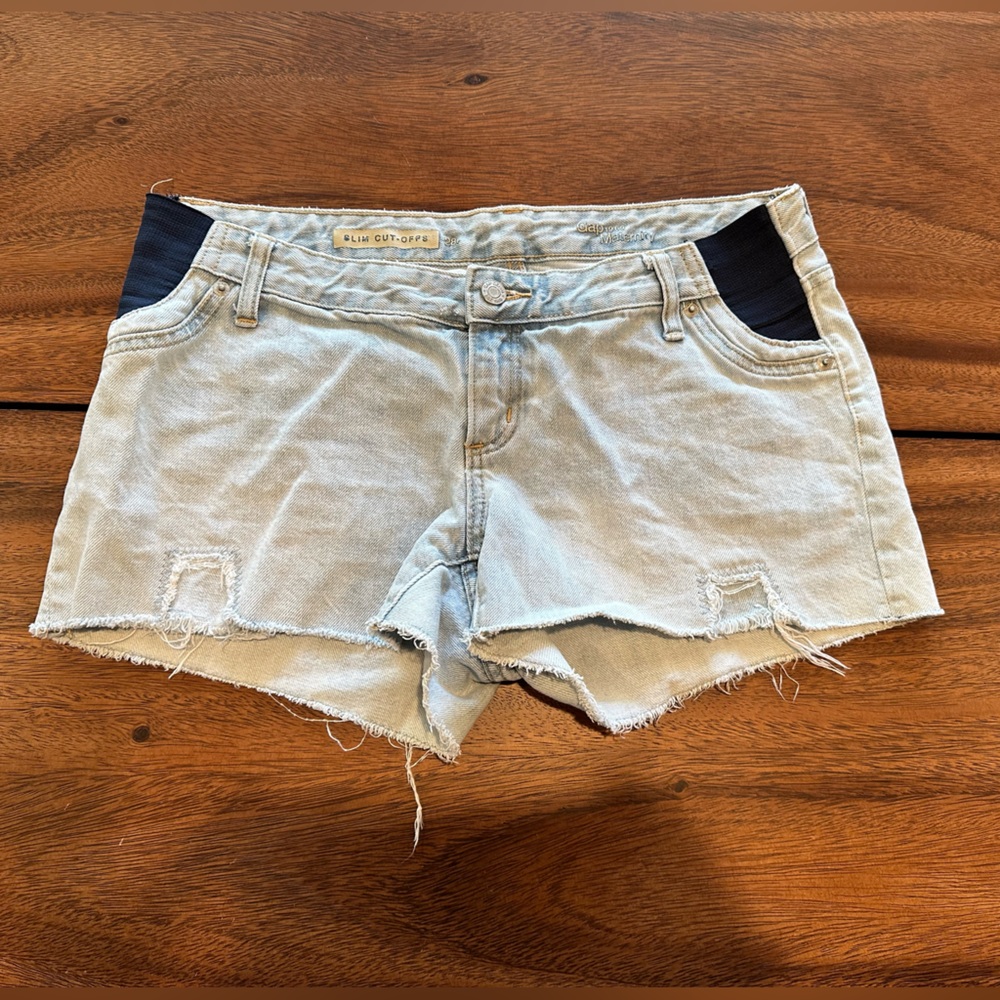 ✨3 for $15✨ GAP maternity jean shorts